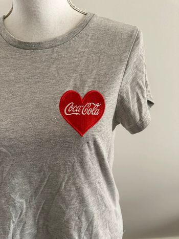 T-shirt gris et rouge cœur Coca-Cola T38 M