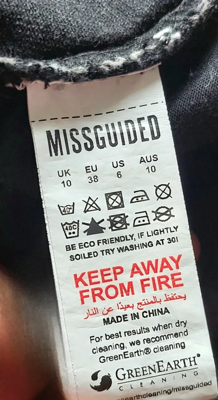 Jean droit taille haute Missguided Noir délavé taille 38 - photo numéro 5