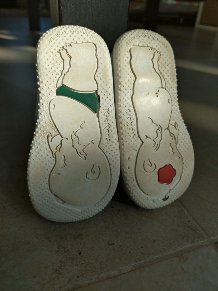 Kickers bleu T 20 - photo numéro 7