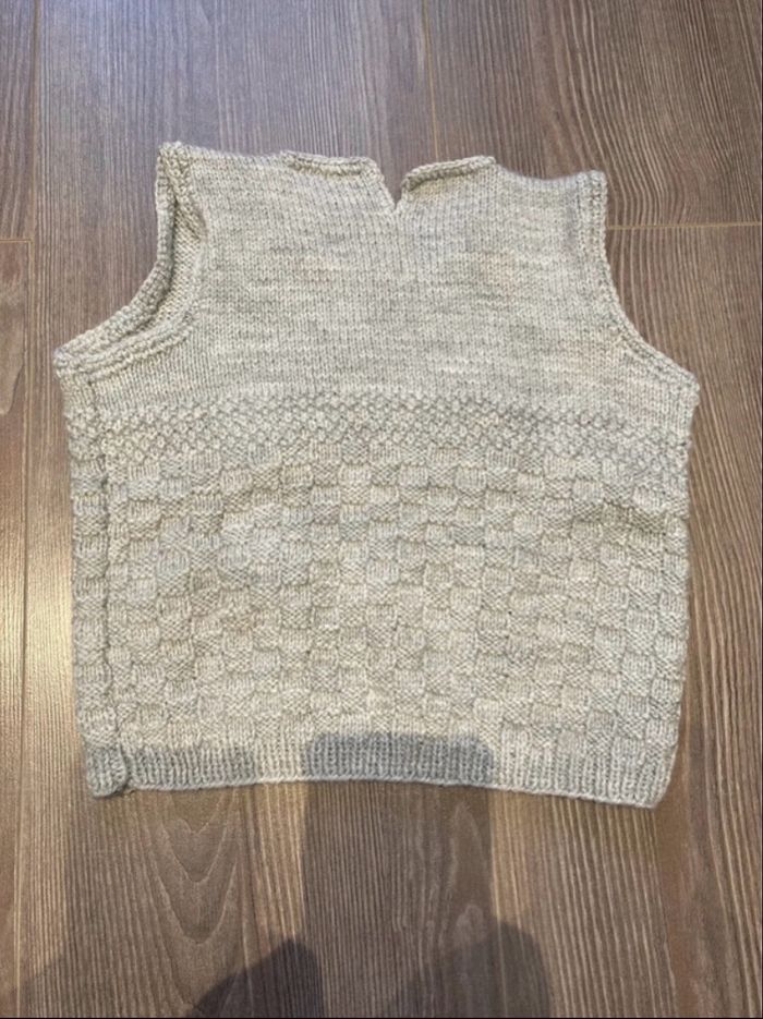 Pull sans manches 12-18 mois - photo numéro 2