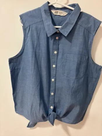 Jolie blouse H&M 12/13 ans 158 cms fille