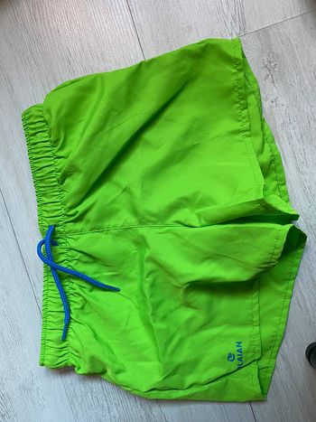 Short de bain Olaian Taille 6 ans neuf