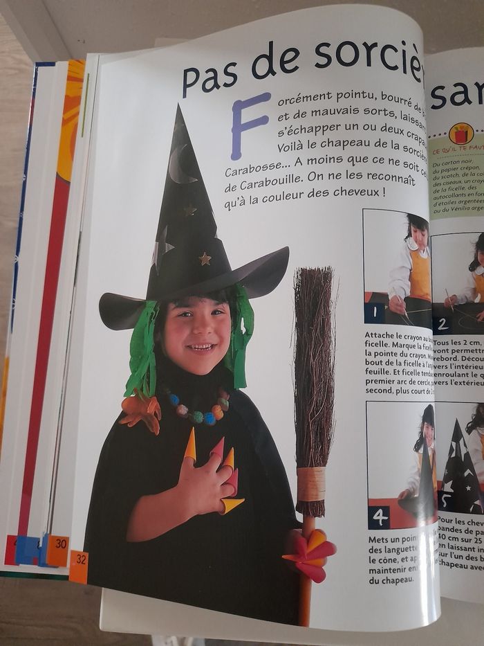 Livre déguisements et maquillages enfants - photo numéro 3