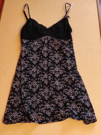 Nuisette noire et rose