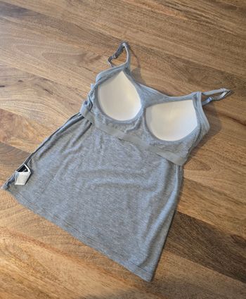 Débardeur avec brassière integrée