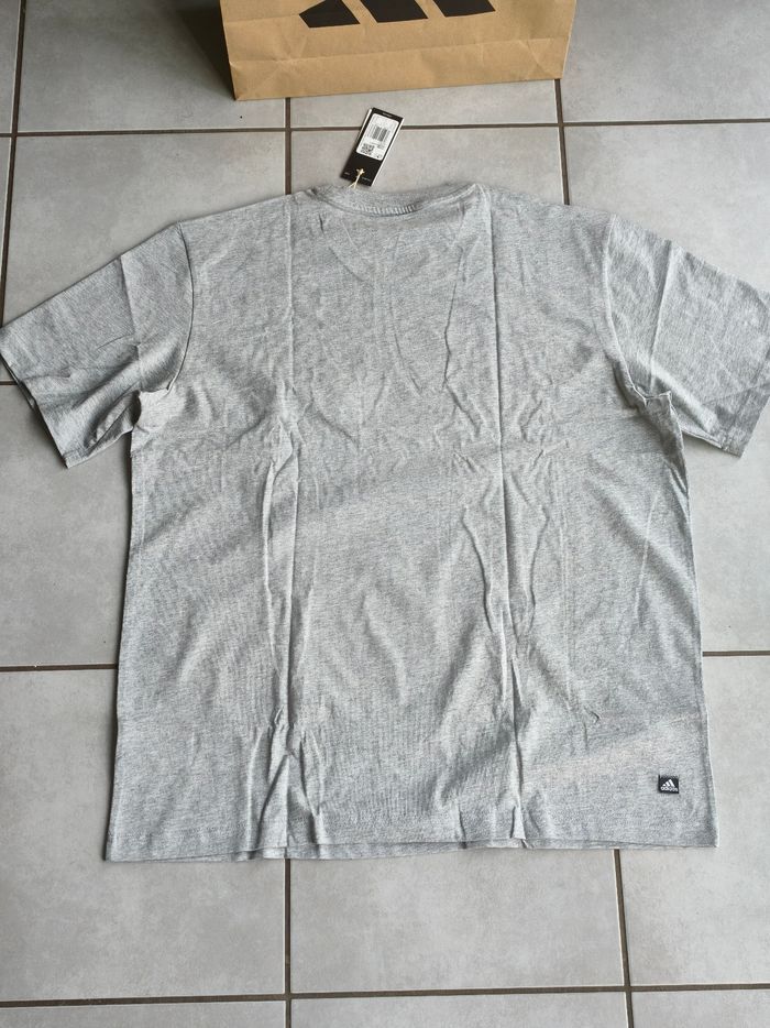 Emsemble Adidas Neuf et authentique avec étiquettes, taille XL - photo numéro 5