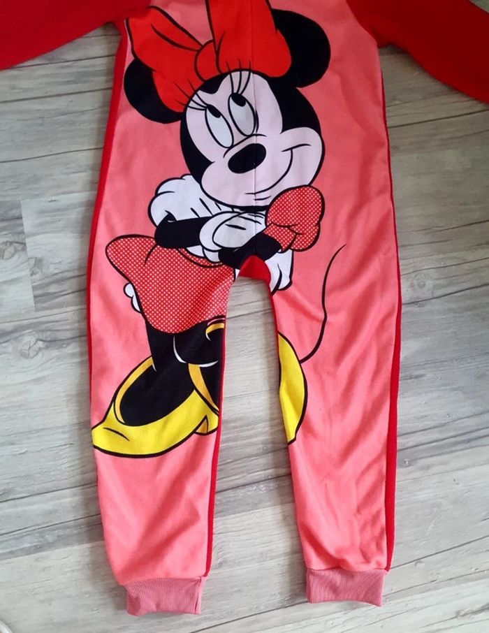 Beau pyjama combinaison Disney T: 6 ans - photo numéro 2