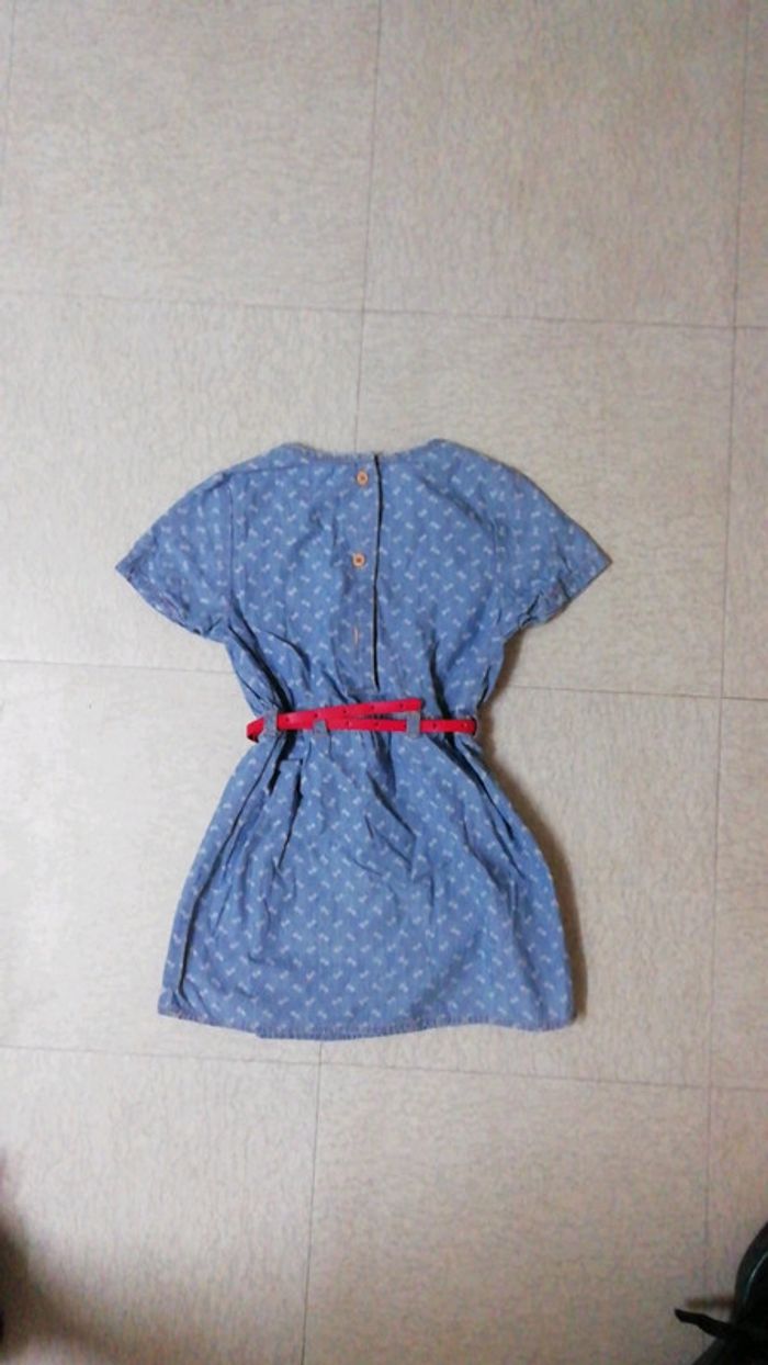 Très jolie robe jeans imprimée c&a - photo numéro 2