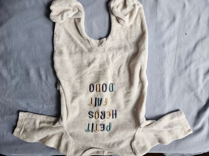 Pyjama - photo numéro 8