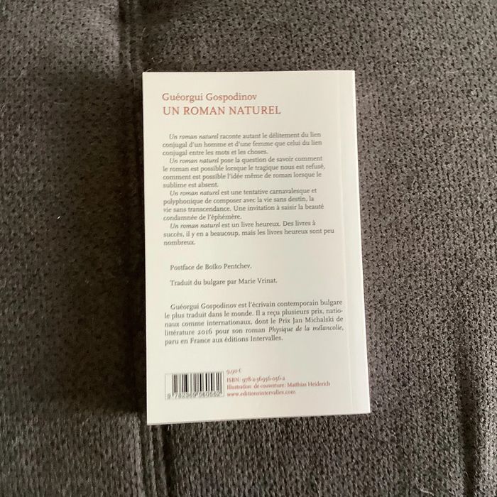 Livre un roman naturel - photo numéro 2