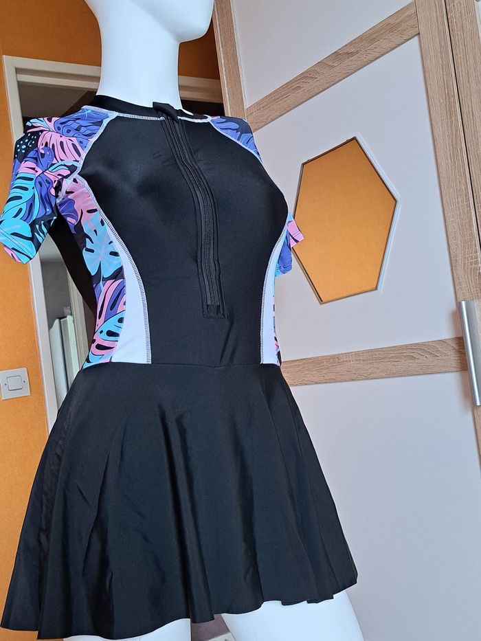 Maillot de bain Neuf - photo numéro 7