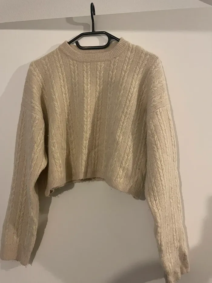Pull bershka beige S - photo numéro 2