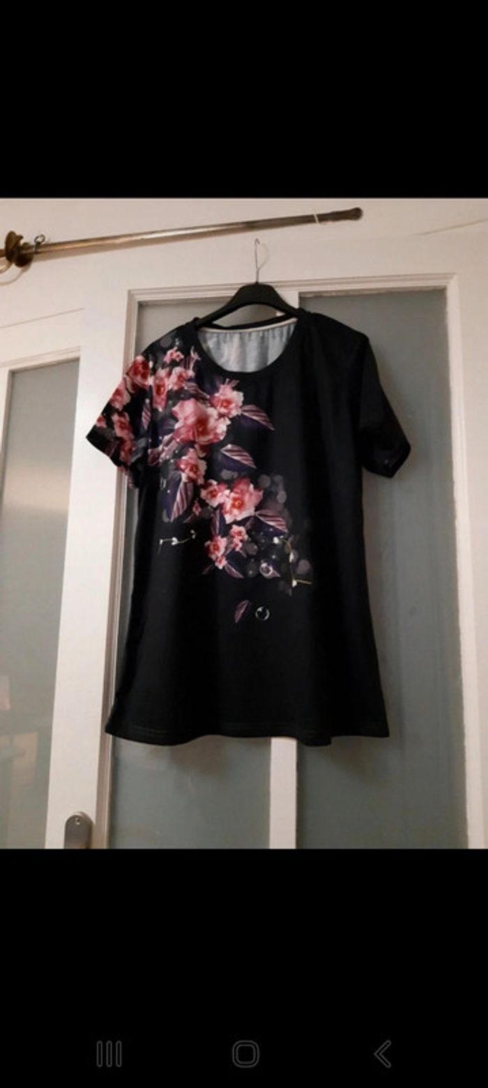 T shirt 40 /42