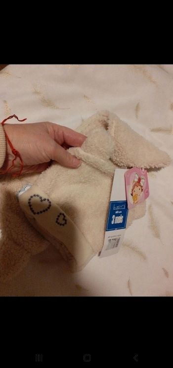 Ensemble bonnet écharpe charlotte aux fraises bébé fille 3 mois