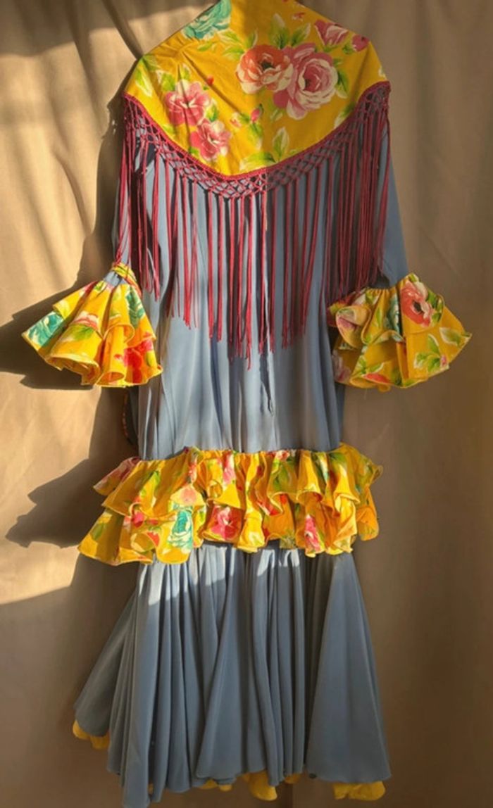 Robe de Flamenco + Châle - photo numéro 5
