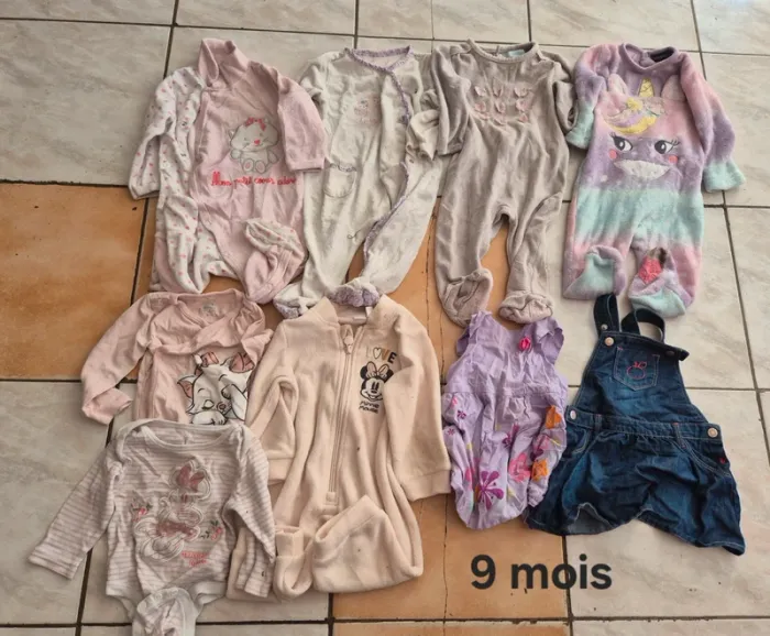 Vends vêtements bébé fille 9 mois (voir tarif) - photo numéro 3