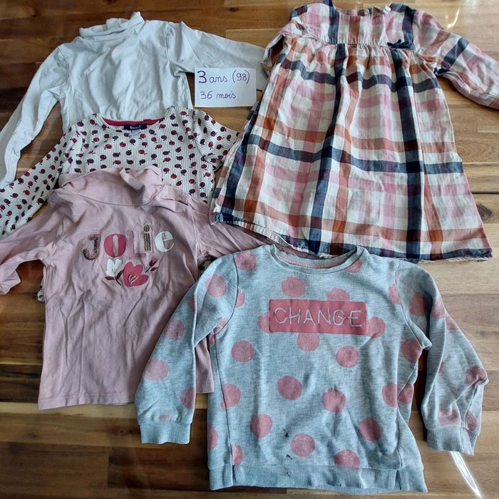 Lot de 5 vêtements fille 3 ans