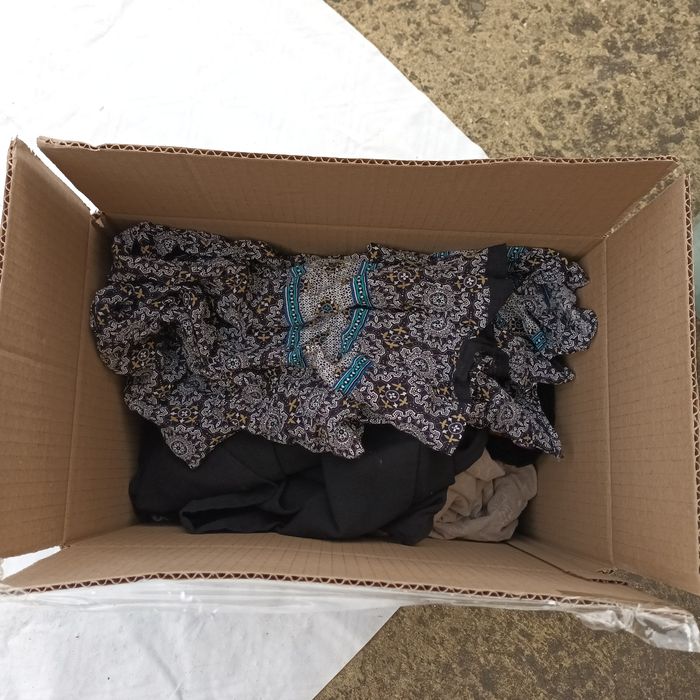 Lot femme 44 - photo numéro 3