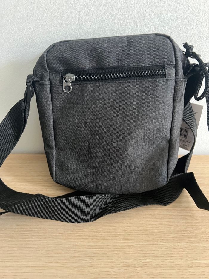 Sacoche neuve - photo numéro 3