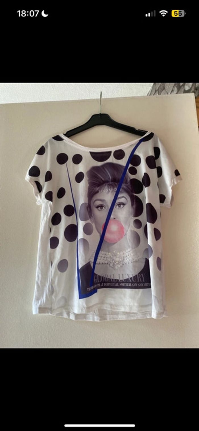 T-shirt taille S - photo numéro 2