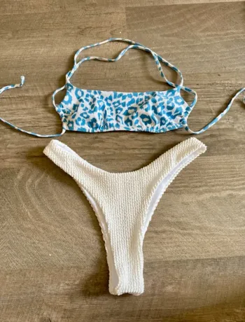 Bikini léopard blanc bleu calzedonia
