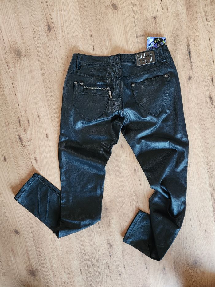 Jean brillant Jennyfer t.38 - photo numéro 10