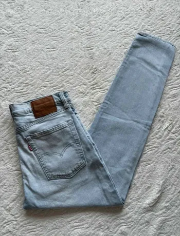 Jean Levi’s lot 510 homme bleu clair effet destroy léger skinny taille W31 40/42 M/L L32 big E