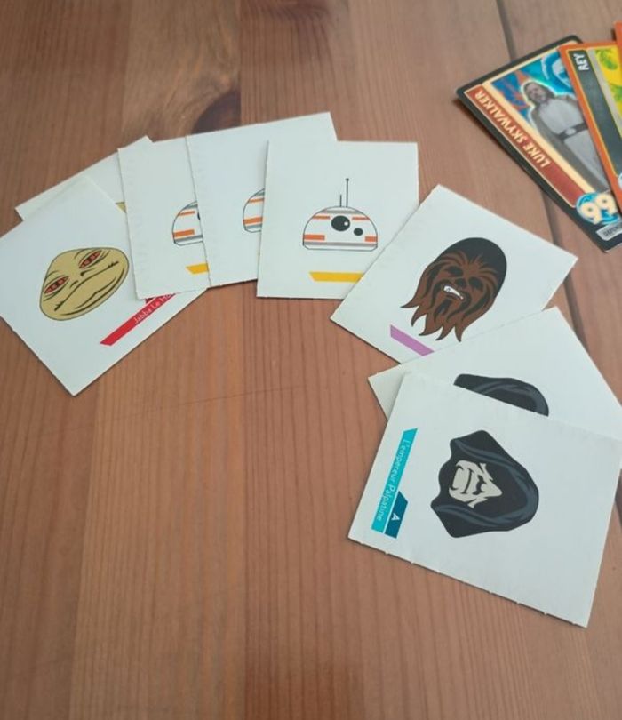 Lot de stickers et cartes Star Wars - photo numéro 2
