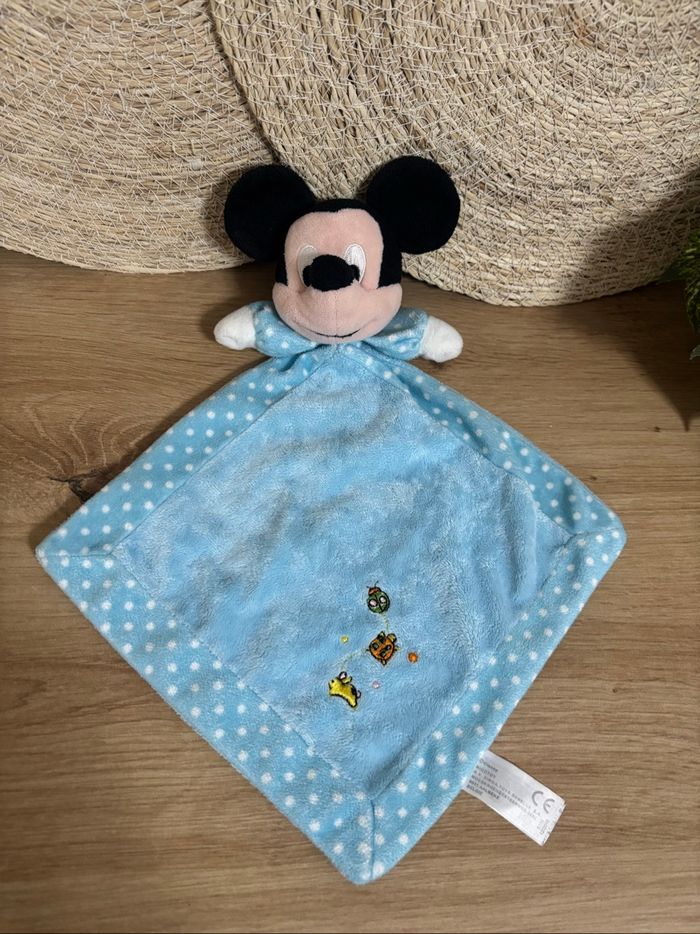 Doudou plat mouchoir Mickey bleu pois blanc Disney