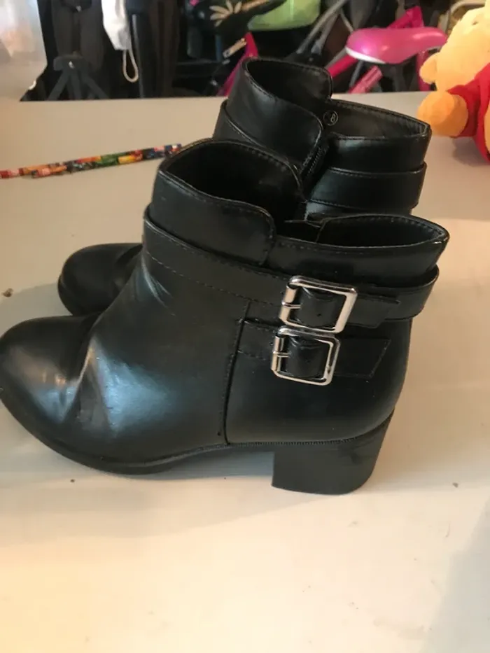 Bottines 38 quasi neuves