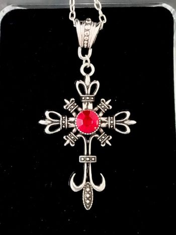 Chaîne + pendentif gothique