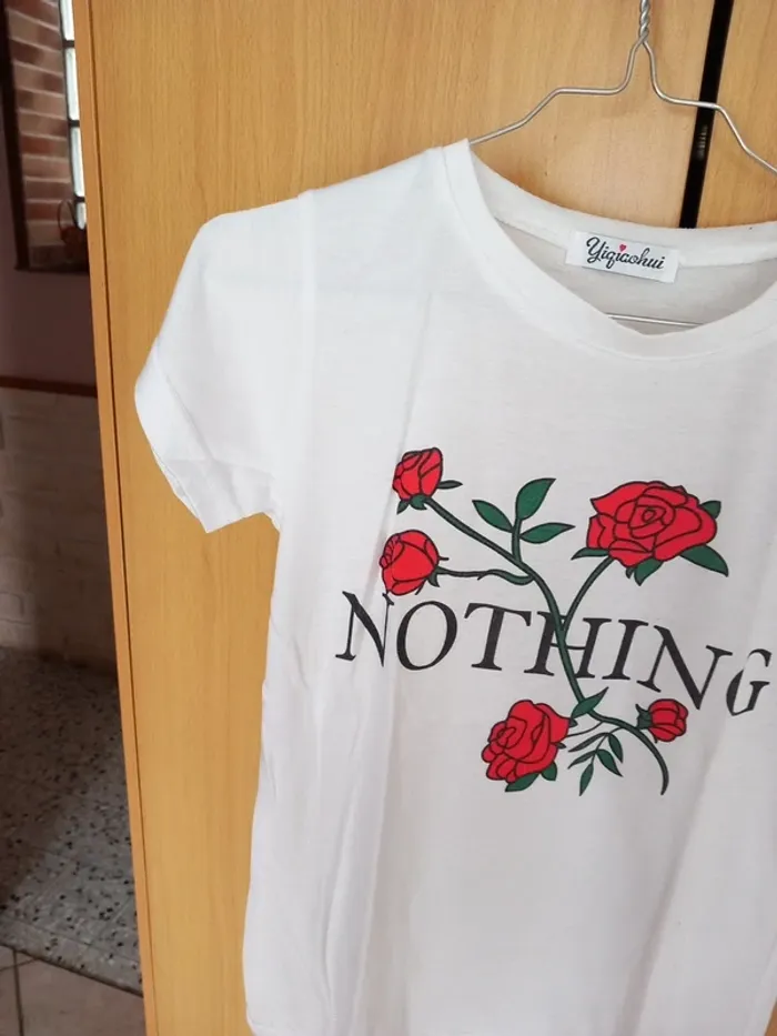 😔Tee-shirt coton blanc + fleur 🌹 T36 - photo numéro 2