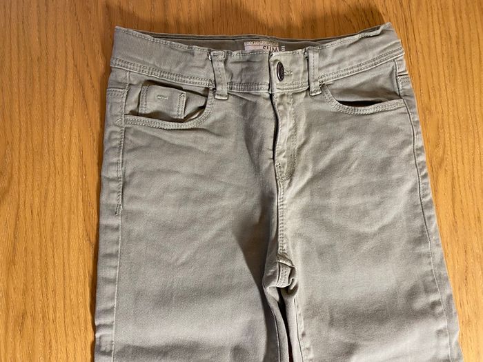 Kiabi Jean slim vert kaki Taille 8 ans - photo numéro 4