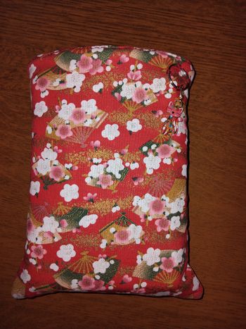 Housse pour livre de poche