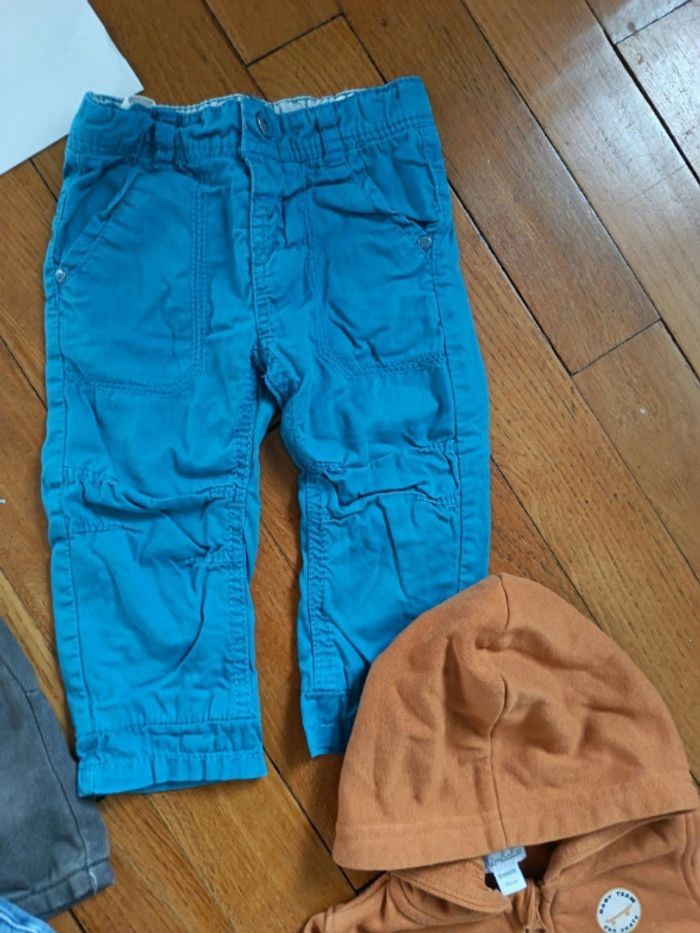 Lot vêtements 9 mois - photo numéro 3