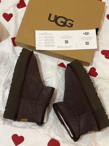 Ugg mini