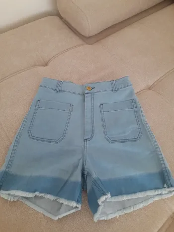 Short en jean taille haute neuf