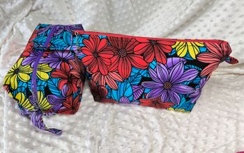 Trousse de toilette doublée et ses lingettes en éponge de bambou
