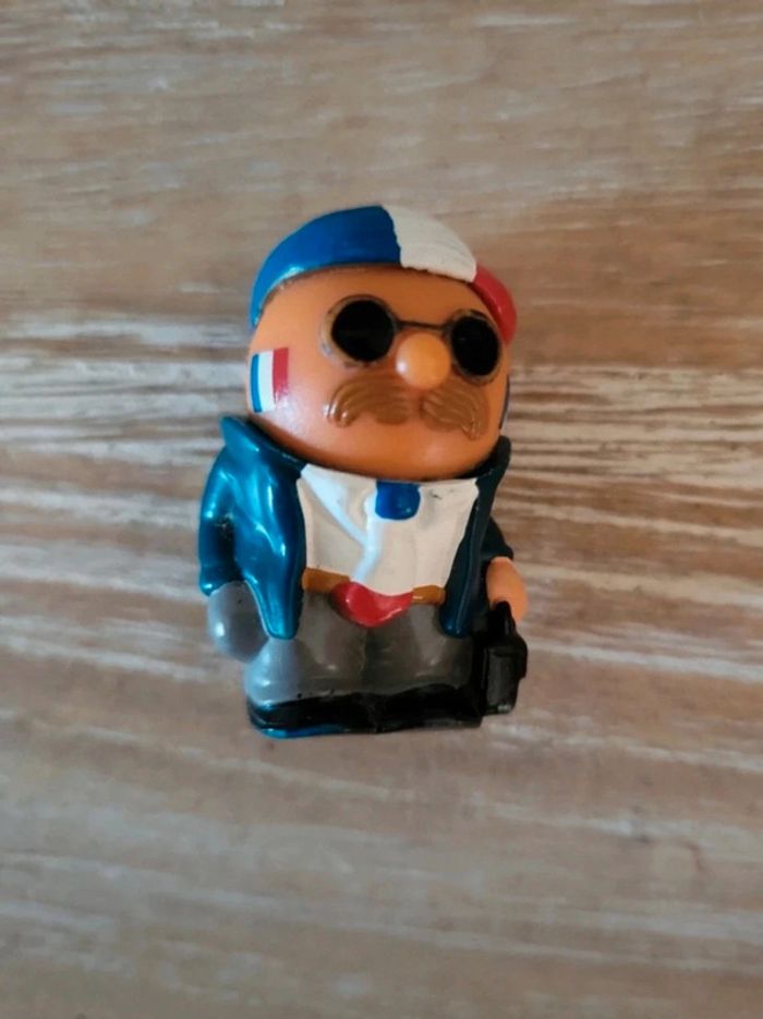 Lot de 2 figurines Kinder Fan de foot 2002 calendrier de l'avent Noël piñata anniversaire - photo numéro 3