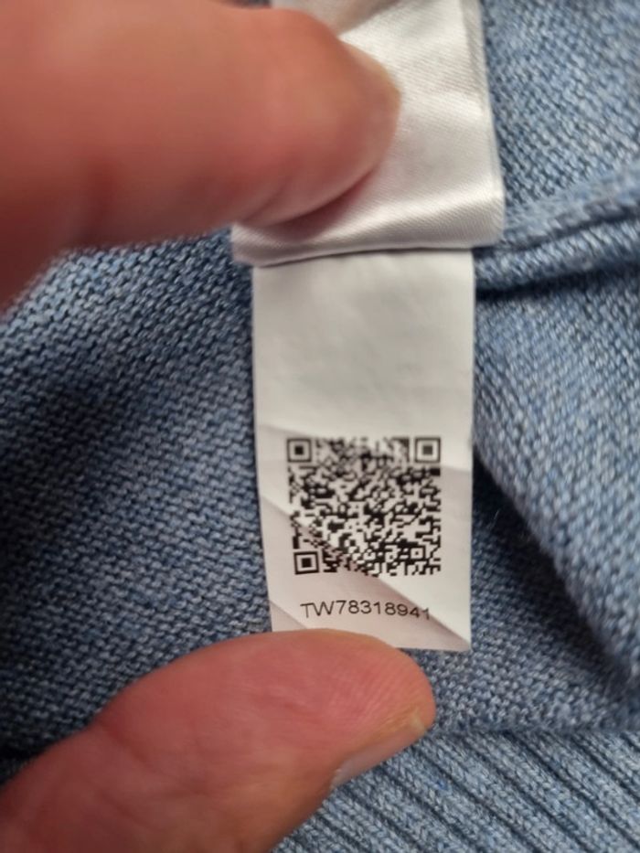 Pull col V Tommy Hilfiger bleu clair – Taille XL Homme - photo numéro 8