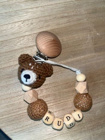 Attache tétine personnalisé