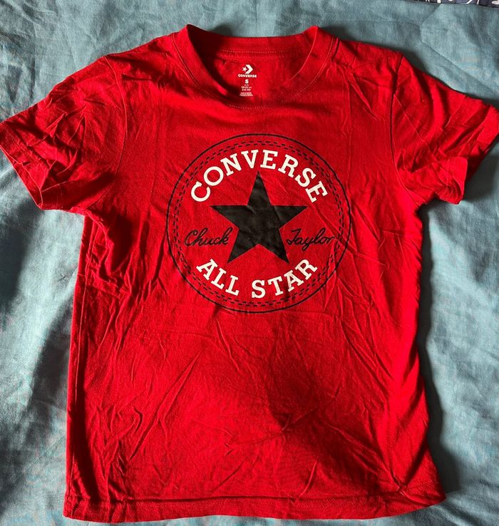 T-shirt converse