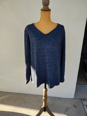 Pull gris brillant col V taille 6