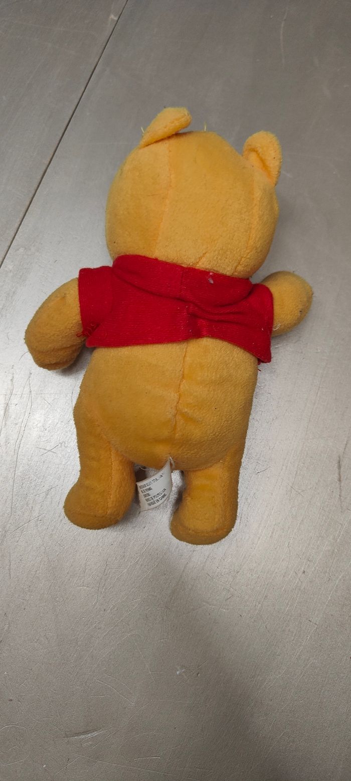 Peluche Winnie l'ourson - photo numéro 3