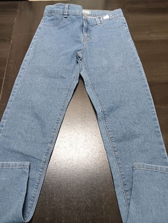 Jean 12 ans