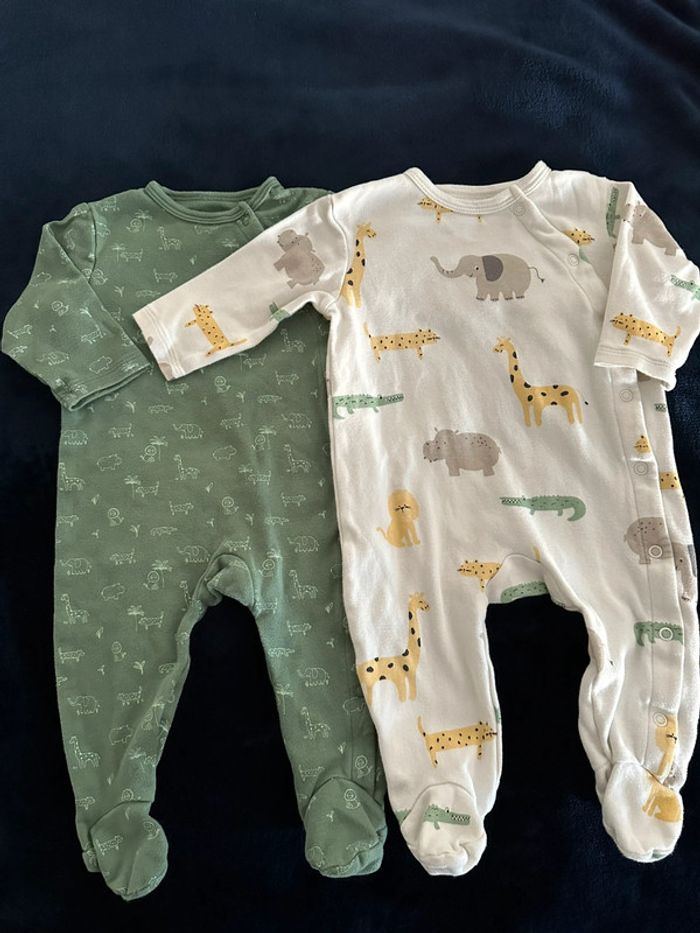 Pyjamas bébé