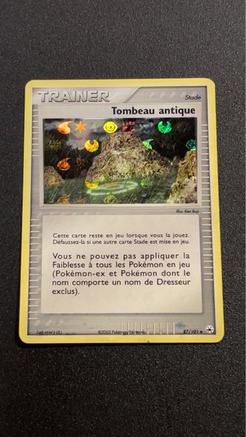 Carte Pokémon Trainer - 87/101 Tombeau Antique