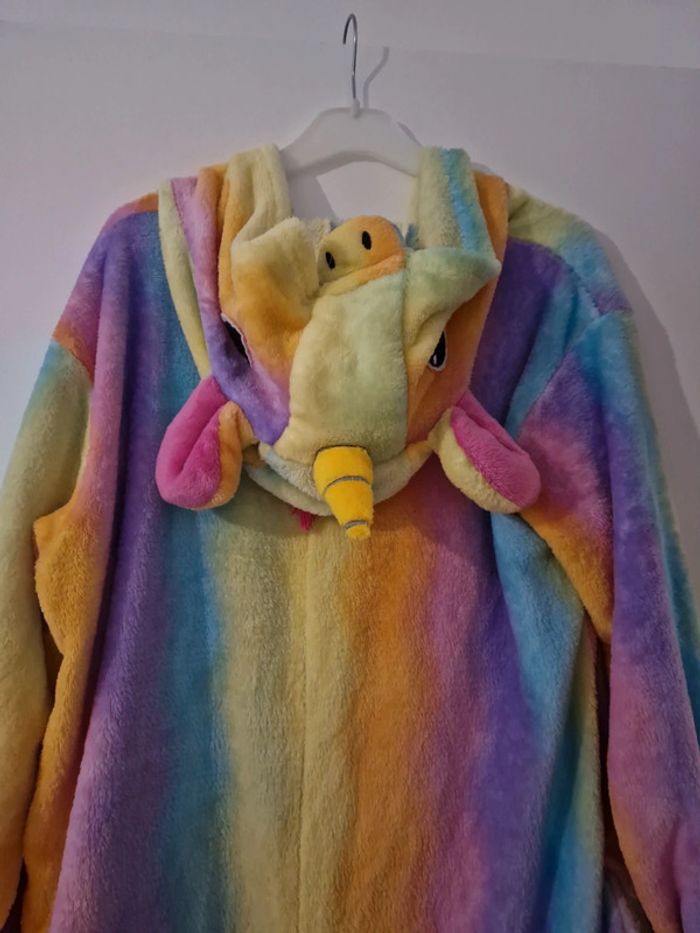 Surpyjama femme licorne à bouton avec capuche multicolore taille S TBE - photo numéro 3