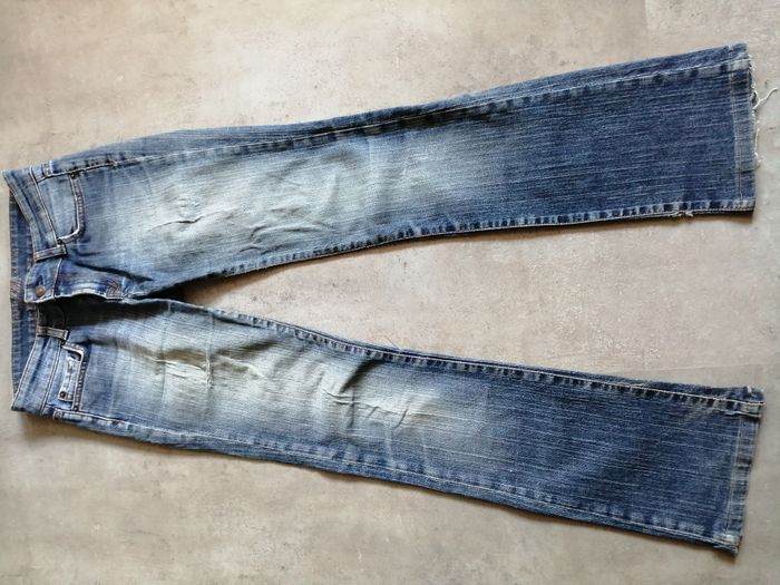 Jean bleu clair déchiré d'origine Taille 36 Zara - photo numéro 2