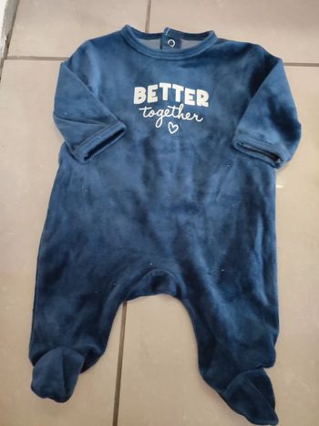 Pyjama dors bien velours fin Kiabi 1 mois